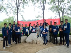 詩文誦讀 激揚(yáng)青春