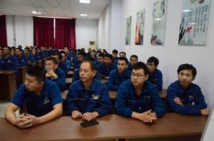 花二車(chē)間激勵(lì)員工爭(zhēng)創(chuàng)生產(chǎn)亮點(diǎn) 深化精益生產(chǎn)