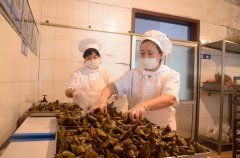 粽情濃濃 關愛滿滿